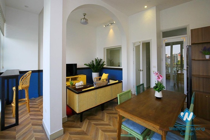 Two bedroom with lake view apartment for lease in Tu Hoa st, Tay Ho